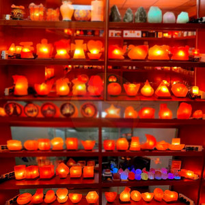 Lámpara de sal natural 100% en stock nuevo Lámpara de sal con forma de caballo Mejor precio Lámpara de sal con forma de caballo a la venta - Product Image 5