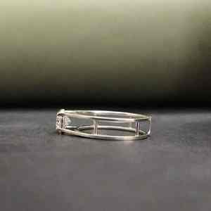 Anillo de Compromiso Clásico Unisex de Acero Inoxidable y Oro Sólido de 18 Quilates con Piedra Natural Solitaria y Diamantes Certificados por IGI para Regalo - Product Image 3