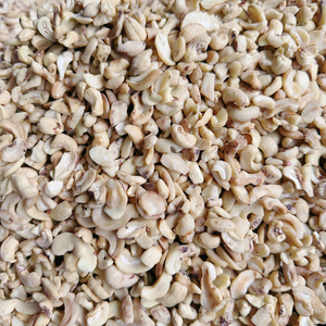 โรงงานผลิตถั่วที่เชื่อถือได้ ซานติโก นัทส์ เคย์ชู เคอร์ เนล ถั่วเม็ดมะม่วงหิมพานต์ ขายส่ง รับผลิตแบบ OEM, ODM พร้อมบรรจุภัณฑ์ - Product Image 1