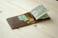 Dompet Lipat Pendek Kulit Asli Vintage Grosir Desainer Fashion Mewah untuk Pria LBW-0138