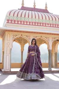 Último diseñador Pure Viscose Jacquard Bordado Secuencia Trabajo Lehenga Choli Por Fab Zone - Product Image 3