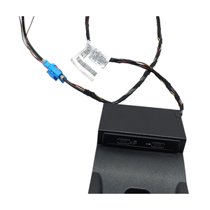 Puerto USB para Mercedes Clase A (W176) A1728202100 (12>18) - Product Image 5