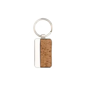 Portachiavi Personalizzati in Metallo e Sughero, Moschettoni Promozionali Personalizzabili - Product Image 3