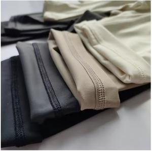 Shorts de Yoga Cómodos para la Piel, Ecológicos, Transpirables, Material de Spandex/Nylon, Diseño sin Costuras, Secado Rápido, Antibacterianos, Elásticos - Product Image 5