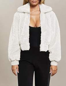 Chaqueta de piel sintética recortada de peluche para mujer, piel de oveja transpirable, patrón sólido con cremallera y bolsillos, abrigo de invierno cálido - Product Image 4