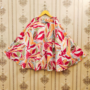 Shoryam Fashion - Lehenga Choli Infantil de Poliéster, Largo hasta el Suelo, Estampado Rojo, Blusa con Cuello en V y Dobladillo Evase |   Ropa de Fiesta Festiva Étnica - Product Image 4