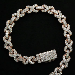 Pulsera Infinity Link con Piedras de Estilo Diamante Moissanite Baguette, Joyería Hip Hop con Incrustaciones de Piedras - Product Image 1