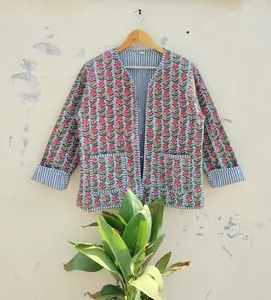 Veste réversible matelassée imprimée à la main indienne pour femmes motif floral toutes saisons manteau d'extérieur en coton respirant Jersey - Product Image 6