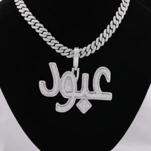 Lujoso Moissanite Diamond 925 Colgante personalizado de plata esterlina Iced Hip-Hop Style Custom Letter Body Jewelry para fiestas Regalos - Product Image 1