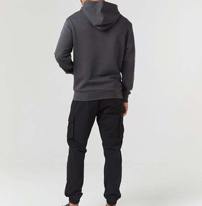 เสื้อกีฬาแบบสวมหัวมีฮู้ดของผู้ชายเสื้อสเวตเชิ้ตแบบกำหนดเองสีดำเย็บ - Product Image 3