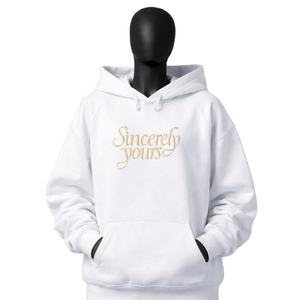 Sudadera con Capucha Raglán Personalizada de 400 g/m² con Bordado Dorado, Fabricante de Ropa Urbana de Marca Privada al por Mayor - Product Image 5