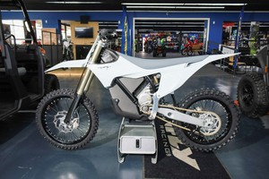 Nueva Motocicleta de Motocross For-Stark Future VARG MX 80HP 2025-2026, Lista para Envío Mundial - Product Image 5