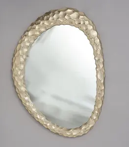 Miroir en métal doré sans cadre de style moderne Salle de bain murale en aluminium martelé Meilleur vendeur Nouvelle arrivée - Product Image 1