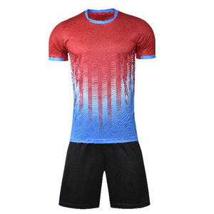 Camisetas de fútbol personalizadas, sublimados uniformes de fútbol, ropa deportiva, precio barato, venta al por mayor, 2022 - Product Image 1