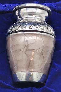 Urne funéraire en aluminium pour cendres humaines, ailes d'ange en perles, urne de souvenir pour cendres humaines - Product Image 4