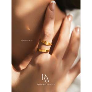 Anello a fascia sottile a trapezio placcato oro rosa 18K, anello sigillo che non si ossida, regalo per mamma o per lei - Product Image 3