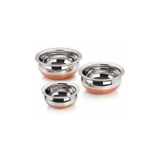 Vaisselle de cuisine et dessus de table Bol de service en résine décoratif de luxe fait à la main avec métal gaufré pour mariage et fête - Product Image 1