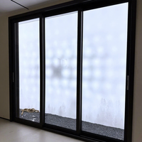 Puerta Corredera Silenciosa de Perfil Delgado de Aleación de Aluminio Europea Moderna, de 3 Vías, con Doble Acristalamiento y Paneles Templados para Villas de Lujo