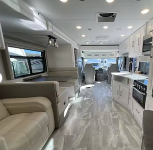 รถบ้านมือสอง Coachmen RV Sportscoach SRS ปี 2020-2023 ประเภท A-Diesel RVs มาตรฐานยูโร 5 รองรับผู้โดยสาร 4-6 คน สำหรับส่งออกทั่วโลก - Product Image 3
