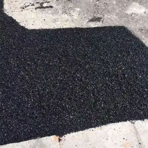 Patch froid FlexiPatch pour une utilisation polyvalente, adapté à divers besoins de réparation sur les routes, les allées et les parkings - Product Image 2