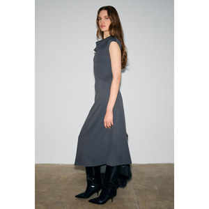 GRIMELANGE SOLIENNE Robe asymétrique à épaules dénudées et manches courtes pour femme, avec détail de jupe cintrée à la taille - Product Image 6