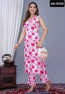 Las colecciones de Kurtis de algodón más hermosas con tallas grandes disponibles para mujeres Casual Wear Digital Printed Kurtis Heavy Salwar Suit - Product Image 2