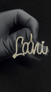 Colgante de Diamante Moissanite de Alta Calidad con Estilo Vintage y Diseño Intrincado para Joyería Nupcial y Regalos para Ocasiones Especiales - Product Image 3