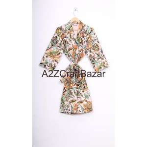 Kimono Corto Kantha Vintage Hecho a Mano, Bata de Lujo con Estampado Floral, Chaqueta Suave de Colcha India, Camisón de Otoño 100% Algodón - Product Image 5