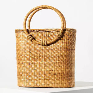 Sacs à main en rotin pour femmes, accessoires de haute qualité, sac à main tissé naturellement, sac à main en vente - Product Image 2