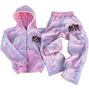 Conjunto de Sudadera con Capucha y Pantalones Deportivos Ajustados de Fabricación Personalizada - Product Image 1