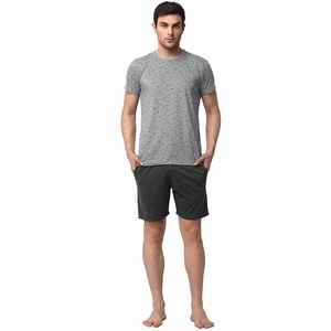 2025 Ensemble d'été décontracté pour hommes le plus vendu en usine Ensemble court confortable en couleur personnalisée Service OEM Conception personnalisée - Product Image 4