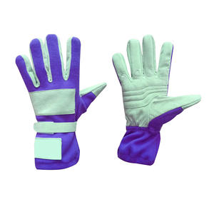 Gants de karting avec adhérence professionnelle, confort respirant et protection contre les chocs pour un contrôle et une sécurité maximaux Gants de course personnalisés - Product Image 4