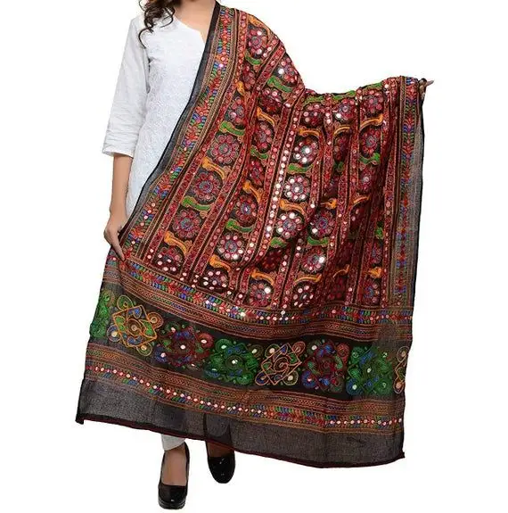 شالات نسائية عالية الجودة من البشمينا جيدة التهوية ، شالات نسائية إسلامية من قماش الكشمينة ، مصنوعة في باكستان