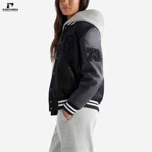 Chaquetas universitarias Letterman con mangas de cuero bordadas personalizadas de alta calidad, chaqueta de tela con capucha negra - Product Image 2