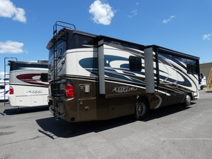 4UZACWDT7GCHV8797 Nueva Autocaravana Diésel Clase A 2016 con Motor Turbo y Interior con Cuatro Extensiones Deslizables - Product Image 3