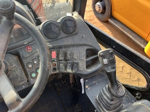 2020 Kubota R630 Cargadora de ruedas-64 HP Diesel-Cargadora compacta de 5,2 toneladas para construcción, agricultura y paisajismo - Product Image 4