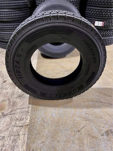 Neumáticos de Súper Calidad en Contenedor de 20 pies, Neumáticos para Camiones Comerciales Pesados - Product Image 5