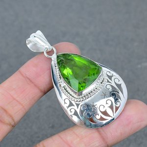Hermoso diseño verde cuarzo piedra preciosa 925 Plata plateada colgantes joyería al por mayor en línea plata latón pera corte colgantes - Product Image 3