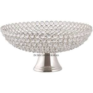 Panier de rangement pour fruits et pain de forme ronde perlé en cristal clair avec des fournitures de cuisine à Base en métal poli brillant argenté - Product Image 1