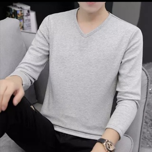 Camiseta con Cuello en V, Nuevo Modelo, Personalizada, 95% Algodón, 5% Elastano, Camiseta para Hombre de Alta Calidad, Cuello en V, Hombros Caídos - Product Image 4