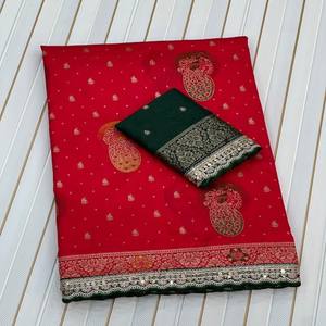 Sari de Seda Dola Pura de Lujo VASTRA COTTAGE con Bordado Meenakari Zari, Borde con Secuencia de Codificación y Blusa en Contraste - Product Image 6