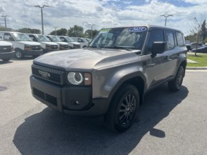 Toyota Land Cruiser 1958 Usado en Buen Estado, Año 2025 - Product Image 3