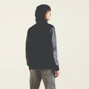 Chaqueta universitaria de béisbol con letras para hombre de alta calidad personalizada de fabricante OEM con mangas de cuero de invierno estilo con soporte de chenilla - Product Image 2