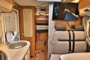 Autocaravana de Lujo Knaus Van TI 550MD 2020 Usada, 4-6 Pasajeros, Emisión Euro 6/Euro 4, Carga Útil de 11000 kg, Casa Rodante para Acampar - Product Image 5