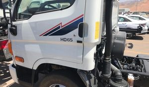 เบาะหนังแท้สีขาวสะอาดสำหรับ2023 hyunda-I ใช้กับห้องโดยสารแบบเดี่ยวเครื่องยนต์ดีเซลบลูทูธ - Product Image 5