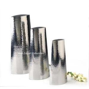 Floreros de metal de tendencia superior Decoración de piso y mesa Decoración para el hogar y la Oficina Diseño martillado Florero de plata - Product Image 2