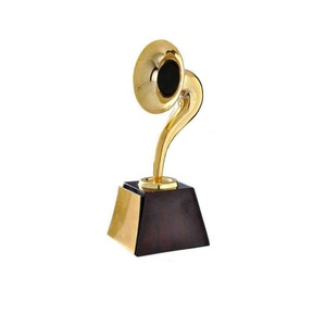 รางวัลการพิมพ์ยูวีถ้วยรางวัลกีฬาสไตล์สปอร์ตทำจากอลูมิเนียมเป็นมิตรกับสิ่งแวดล้อมน้ำหนักเบา - Product Image 1