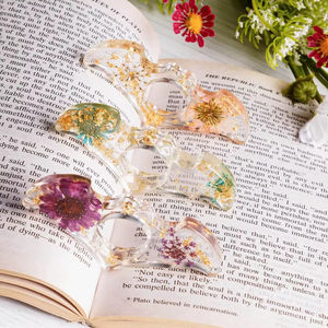 Soporte para páginas de libros de resina, agarre para los dedos, accesorio de lectura duradero y cómodo, perfecto para libros, materiales de estudio, diarios y novelas - Product Image 1