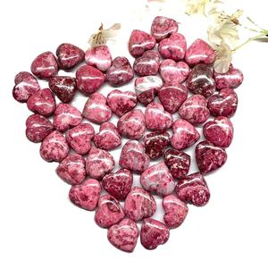 พลอยรูปหัวใจ thulite ธรรมชาติงานฝีมือหินกึ่งมีค่าสำหรับตกแต่งบ้านตามหลักฮวงจุ้ยแรงบันดาลใจ - Product Image 1
