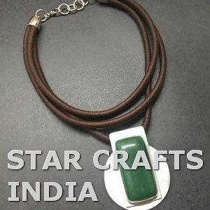 Produit populaire personnalisé en gros Mini Craft Premium Top vente de collier en résine de haute qualité du fabricant indien SCI - Product Image 5
